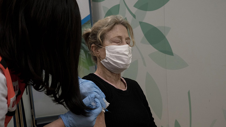 Ισραήλ: Δεν προστατεύει επαρκώς η τέταρτη δόση από τη μετάλλαξη Όμικρον